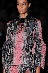 b--gucci-details-ss-13-30442-75