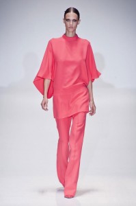 b--gucci-ss-13-30433-16