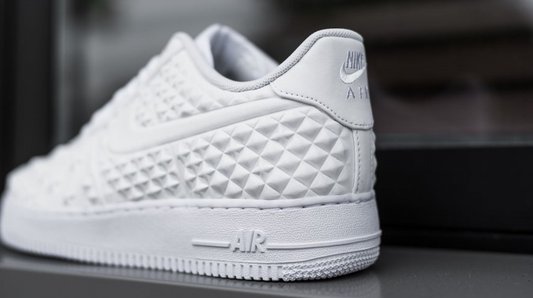 Nike-Air-Force-1-LV8-VT-White-Independence-Day-4